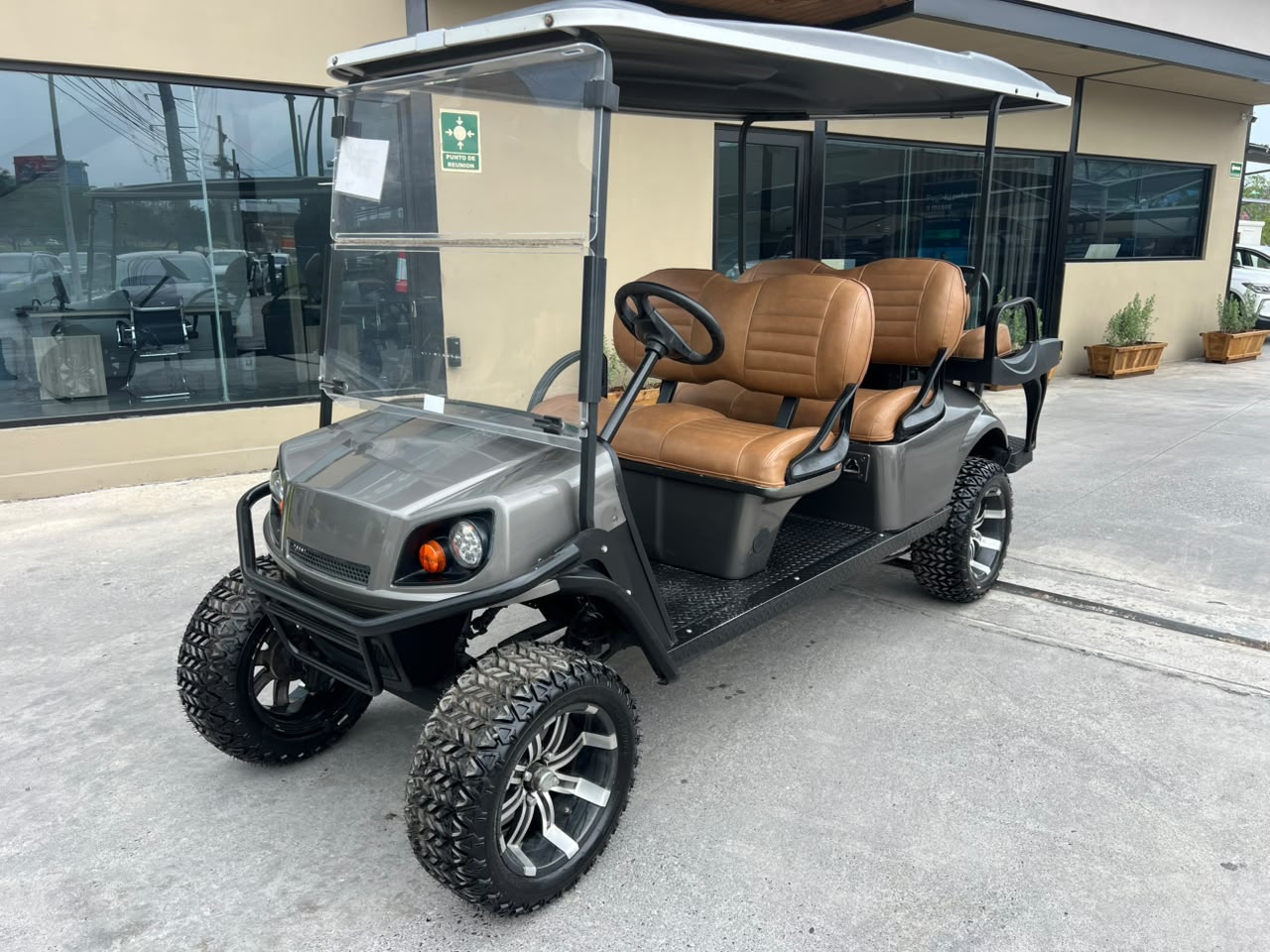 E-Z-GO Shuttle Express L6 72V Elite Lithium
